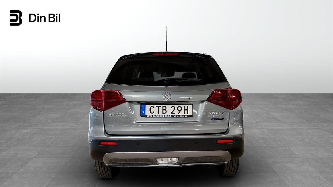 Vehicle Image 5