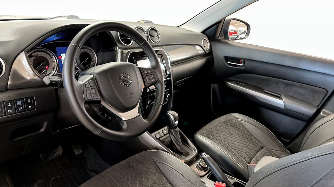 Vehicle Image 7