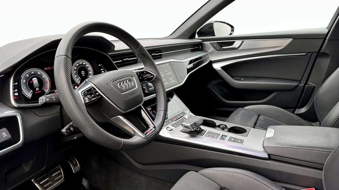 Vehicle Image 7
