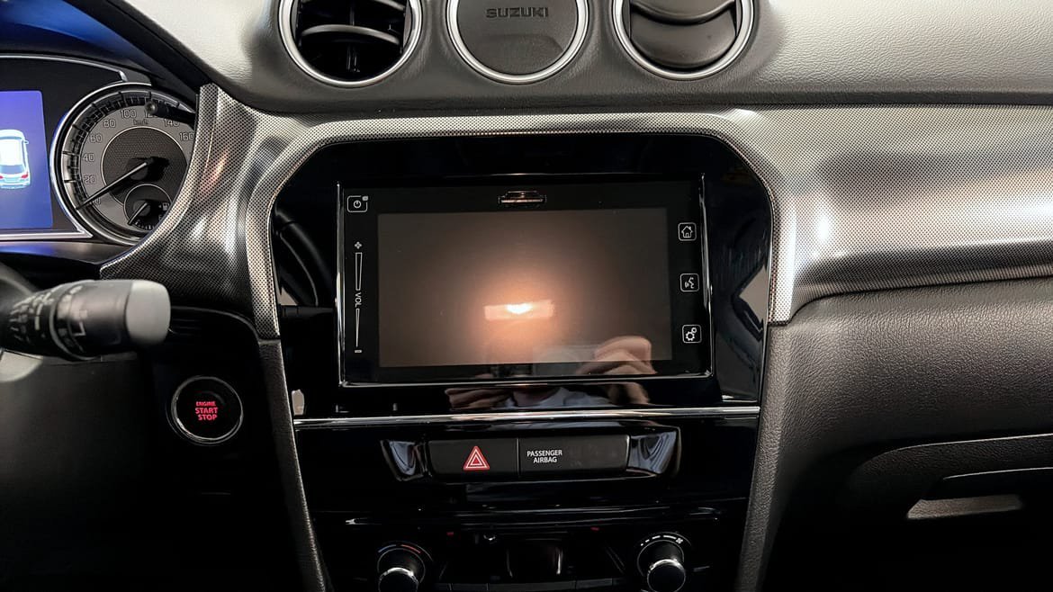 Vehicle Image 9