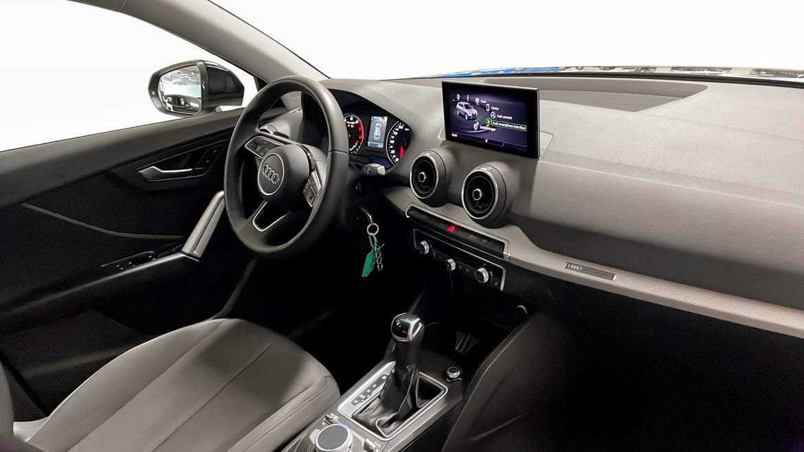 Vehicle Image 11