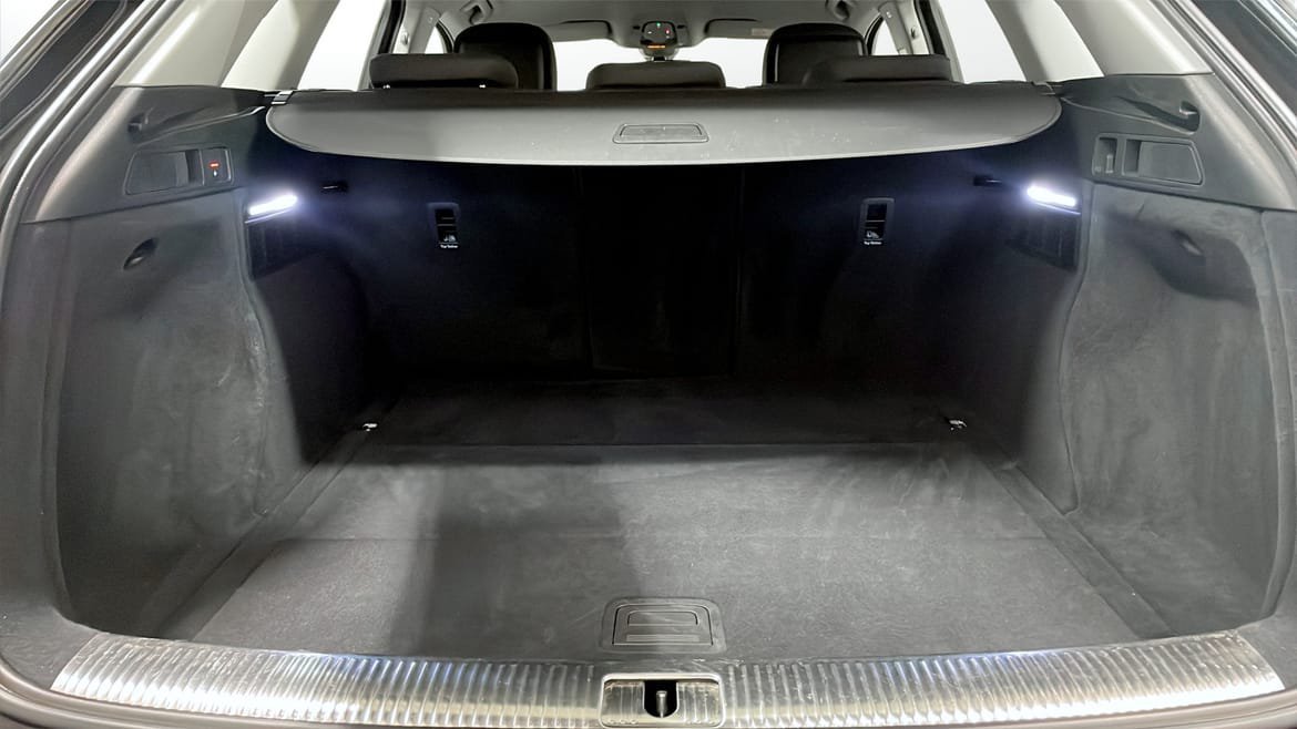 Vehicle Image 13