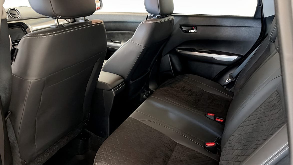 Vehicle Image 11