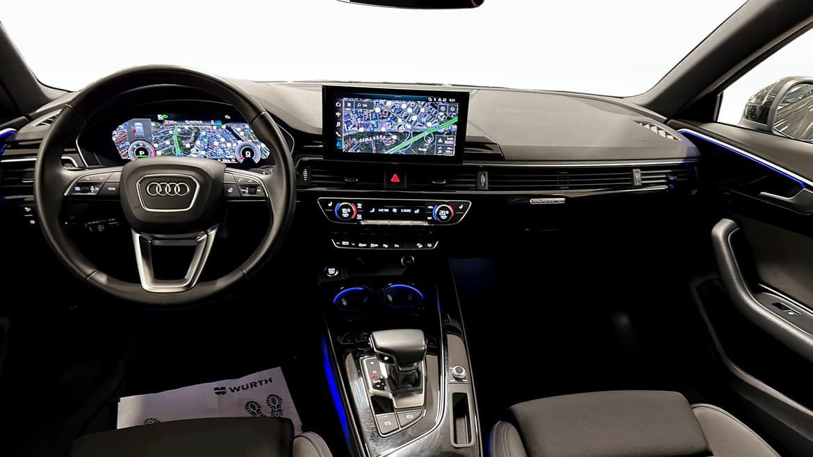 Vehicle Image 10