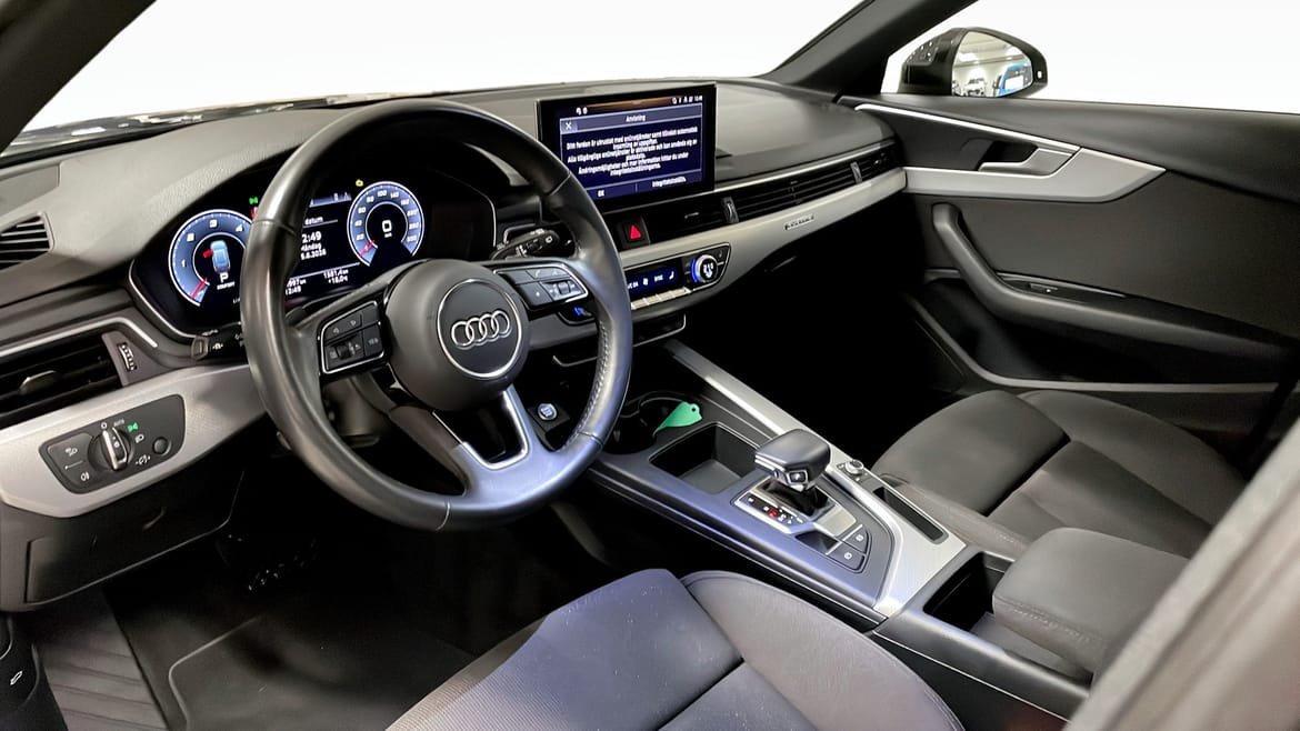 Vehicle Image 7