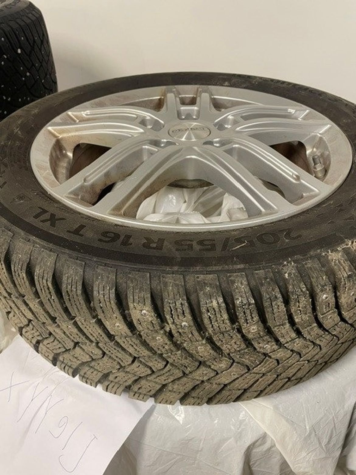 Vehicle Image 13