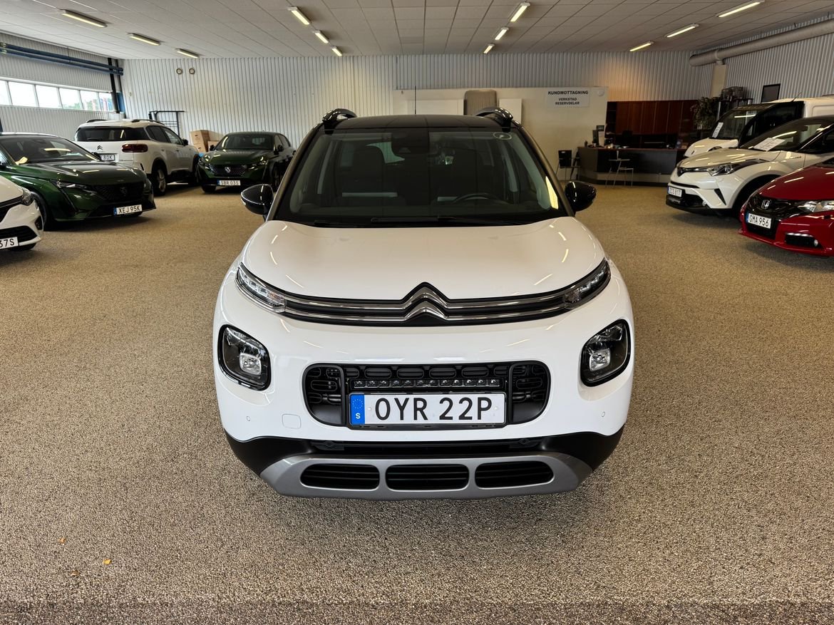 Vehicle Image 7