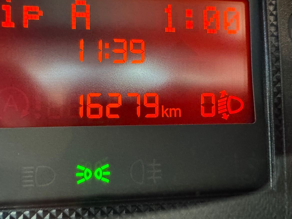 Vehicle Image 21