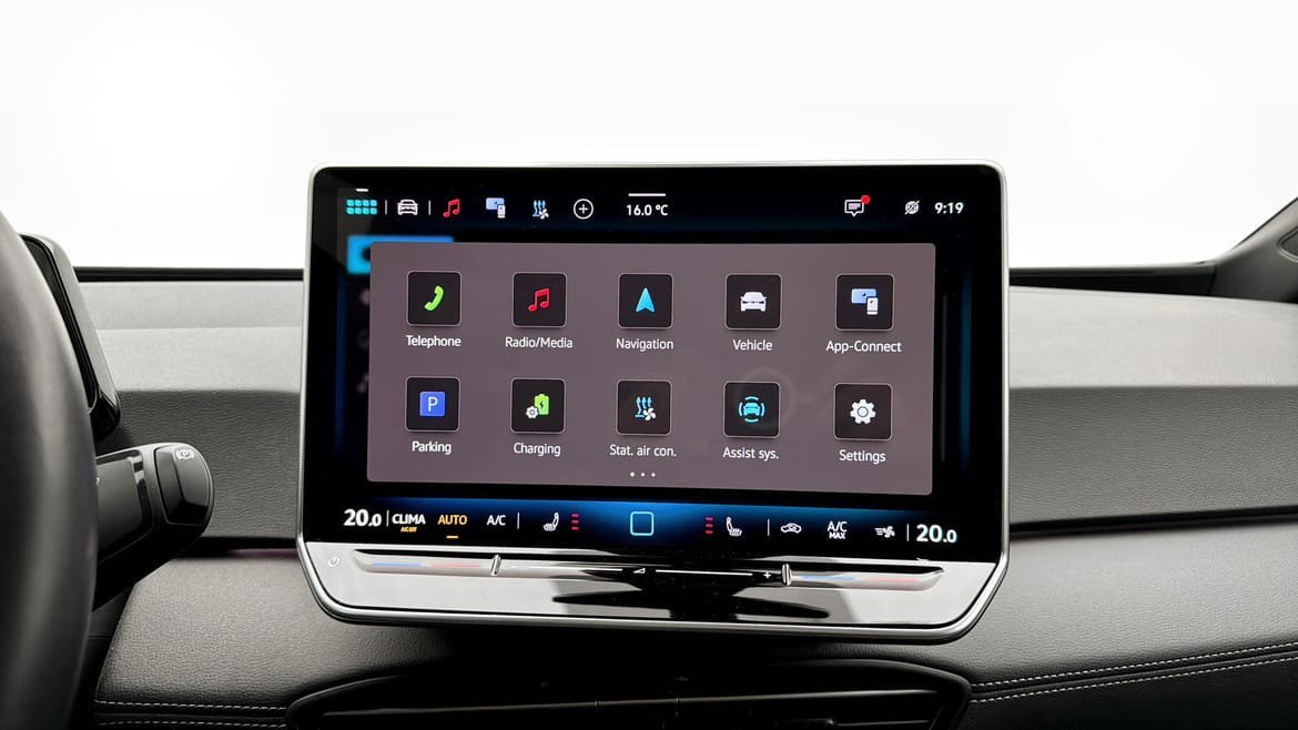 Vehicle Image 9