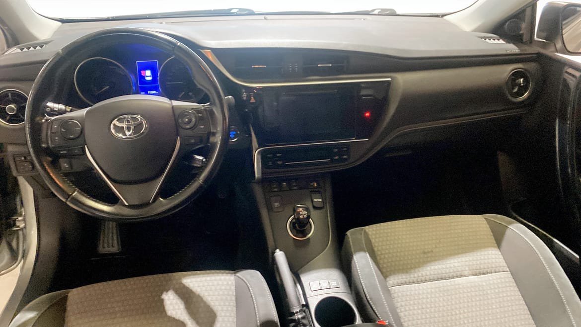 Vehicle Image 10