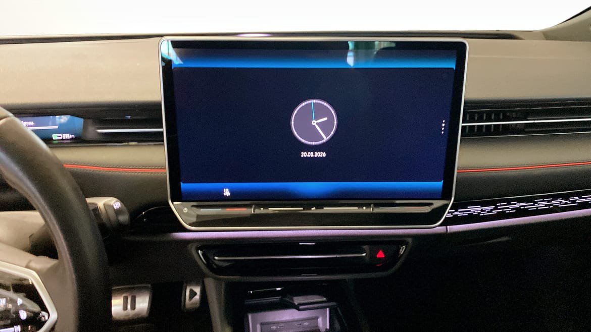 Vehicle Image 9