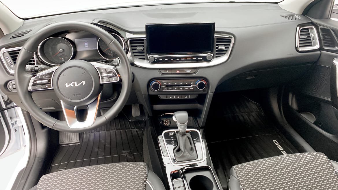 Vehicle Image 10