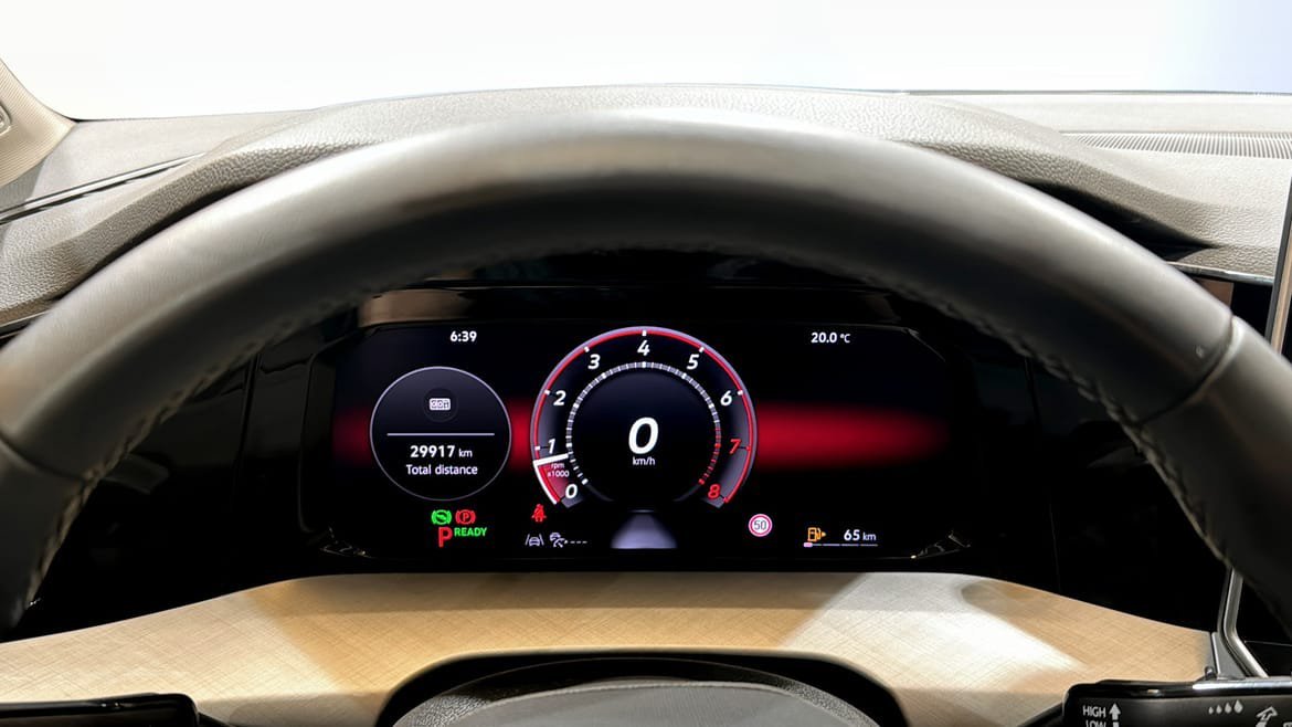 Vehicle Image 18