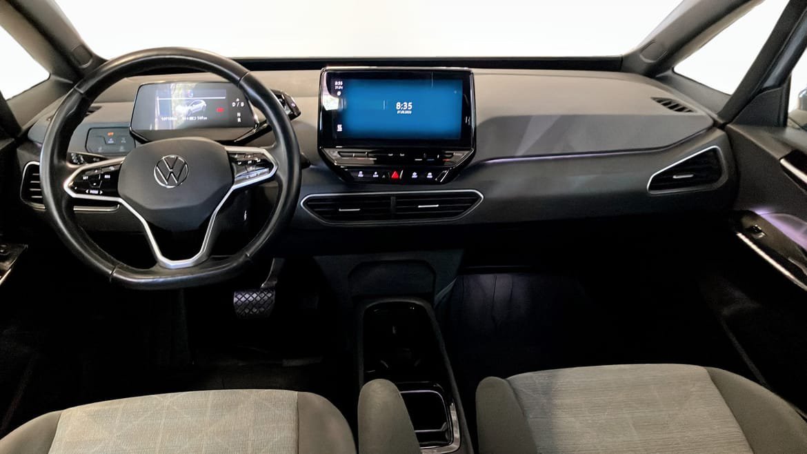 Vehicle Image 10