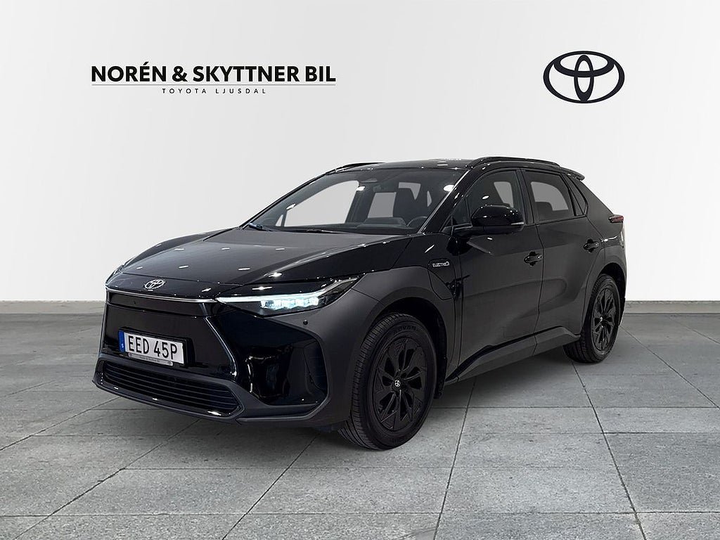 Vehicle Image 7