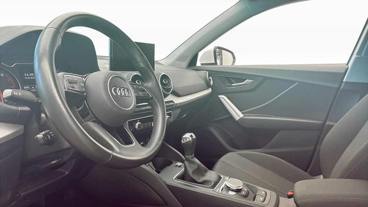 Vehicle Image 7