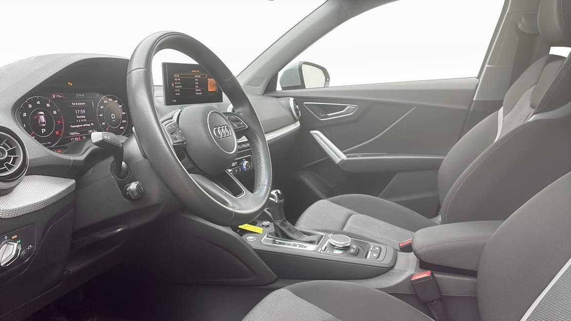 Vehicle Image 7