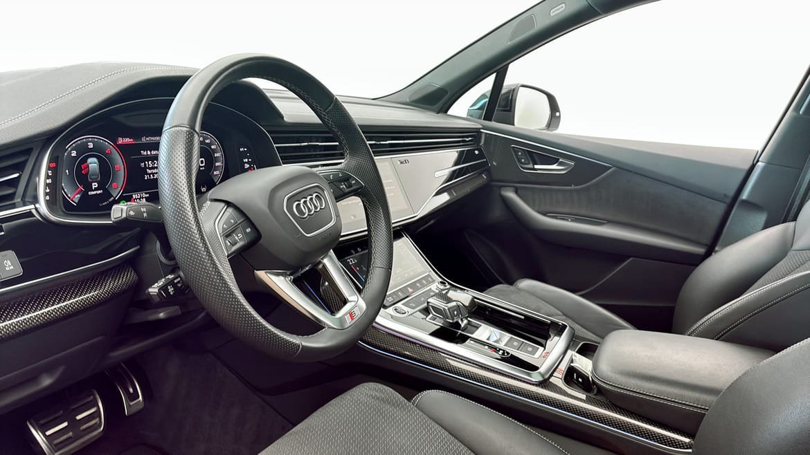 Vehicle Image 7