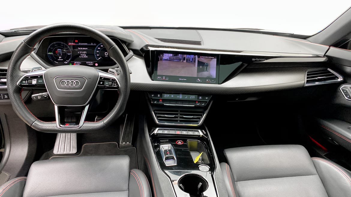 Vehicle Image 11