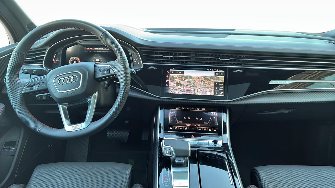 Vehicle Image 9