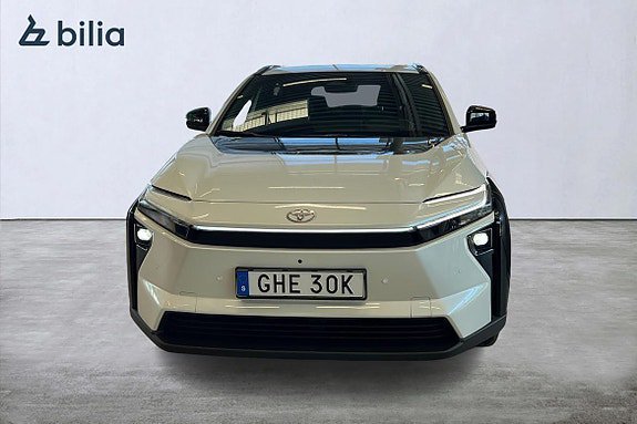 Vehicle Image 6