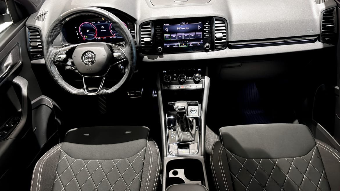 Vehicle Image 10