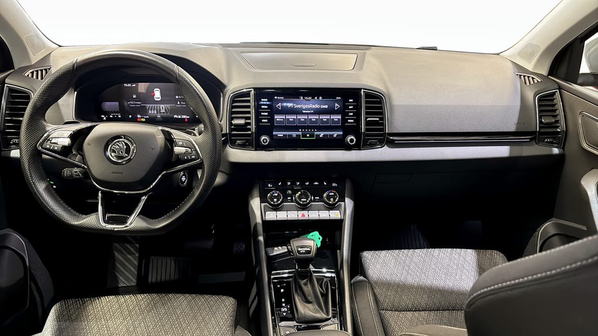 Vehicle Image 10