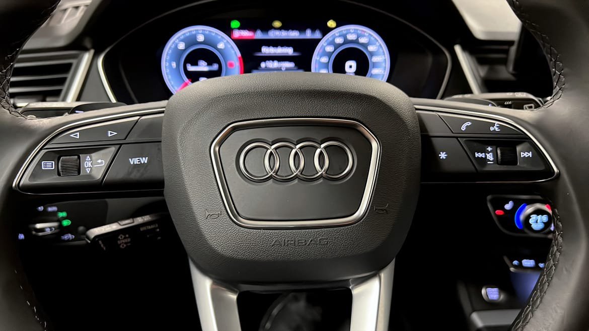 Vehicle Image 20