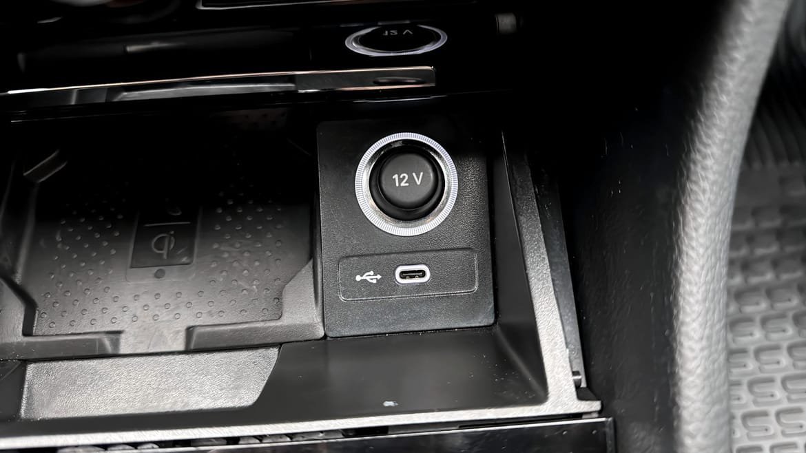 Vehicle Image 18