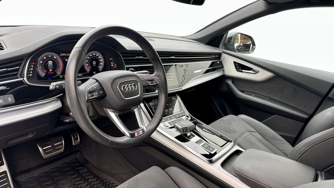 Vehicle Image 7