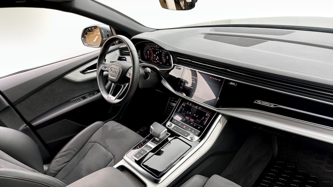 Vehicle Image 11