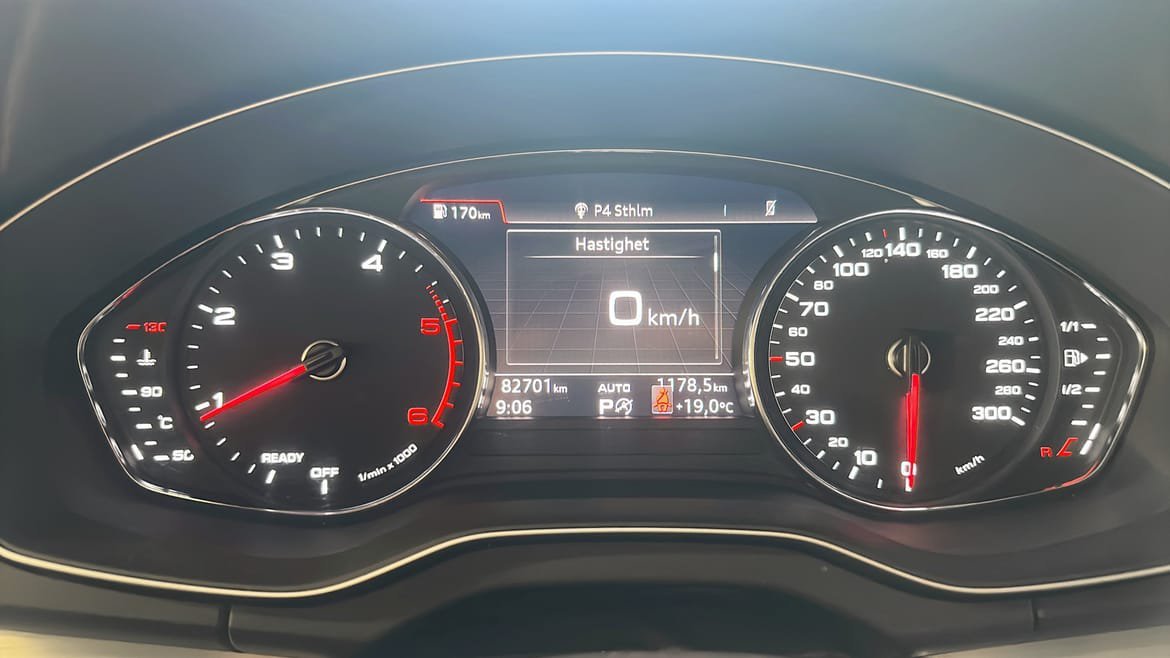 Vehicle Image 17