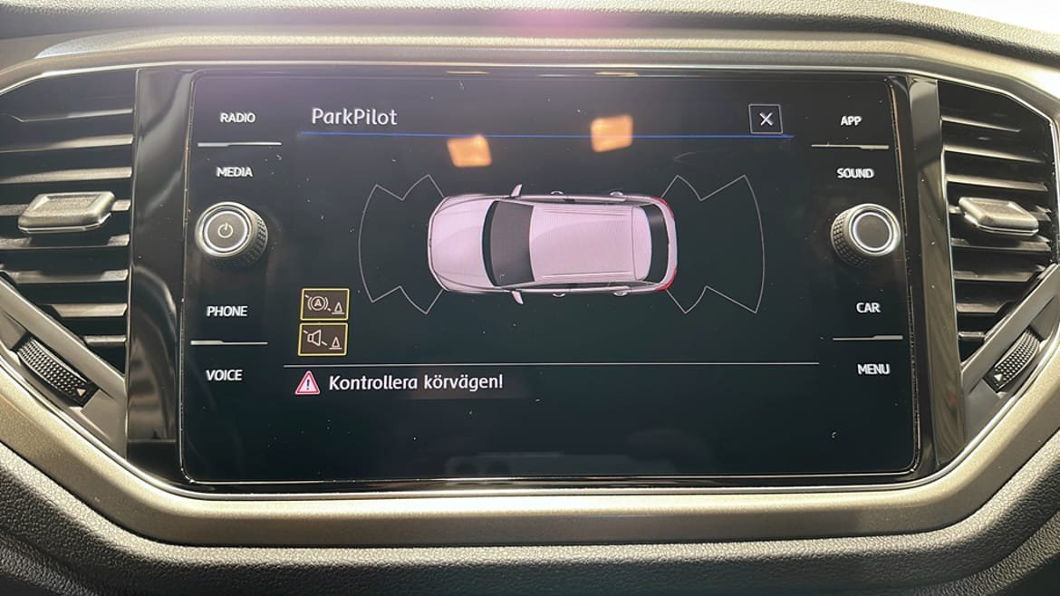 Vehicle Image 16