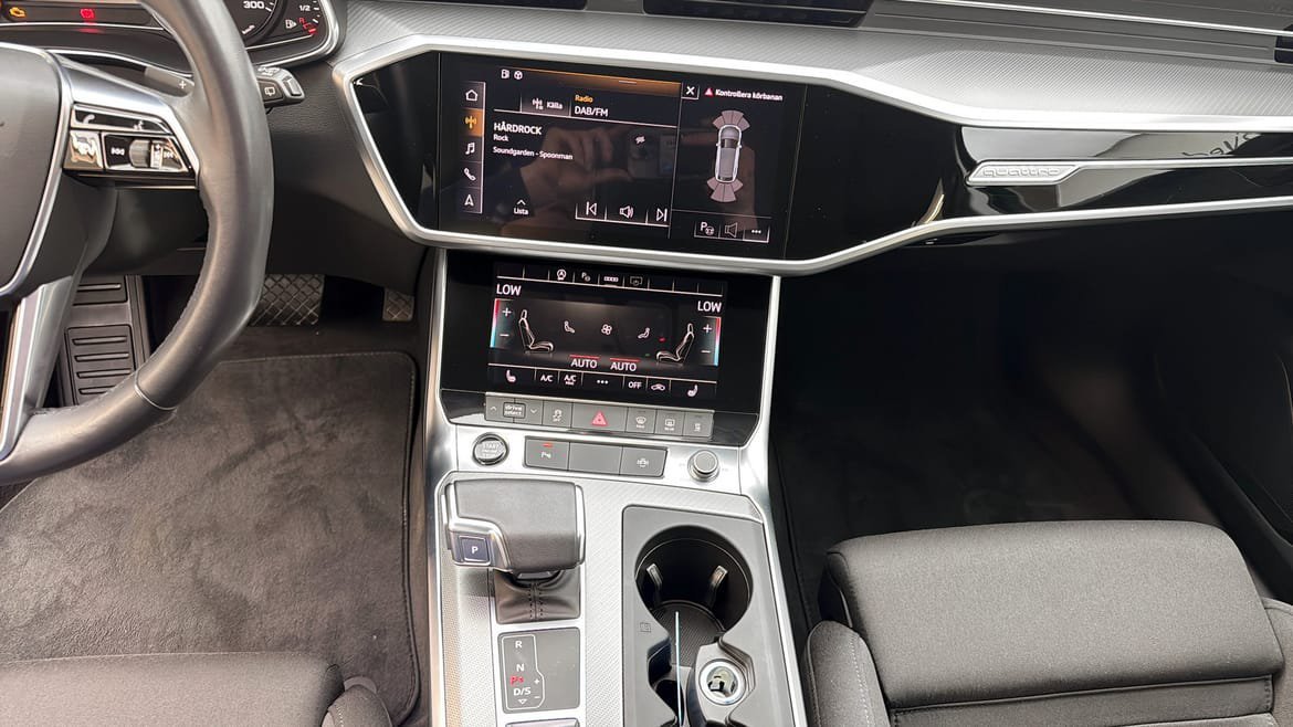 Vehicle Image 18