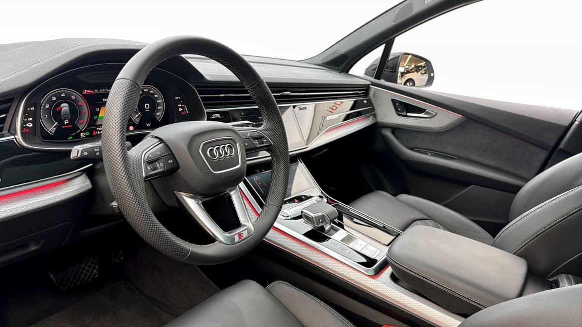 Vehicle Image 7