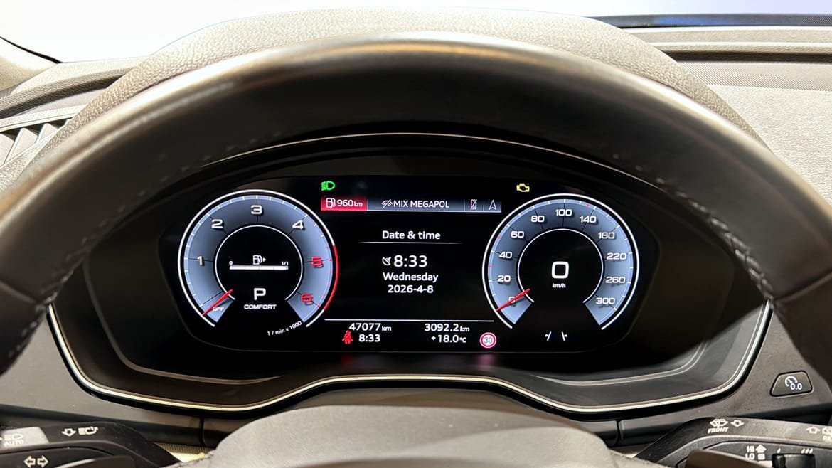 Vehicle Image 21