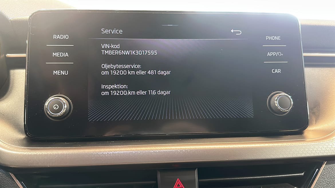 Vehicle Image 18