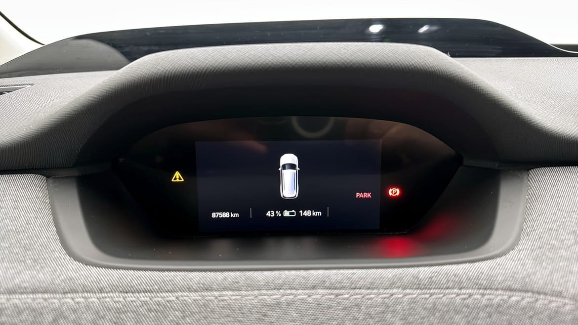 Vehicle Image 16
