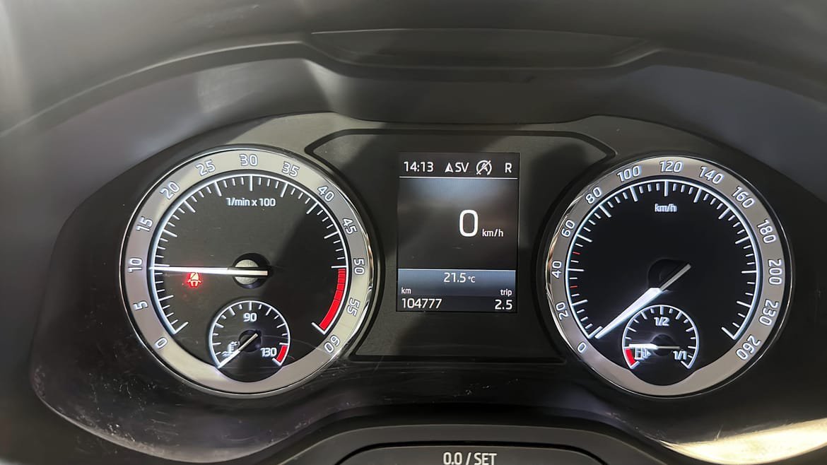 Vehicle Image 19