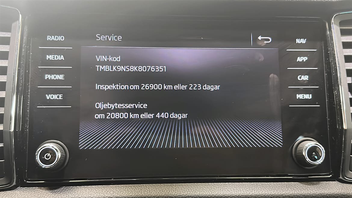 Vehicle Image 21