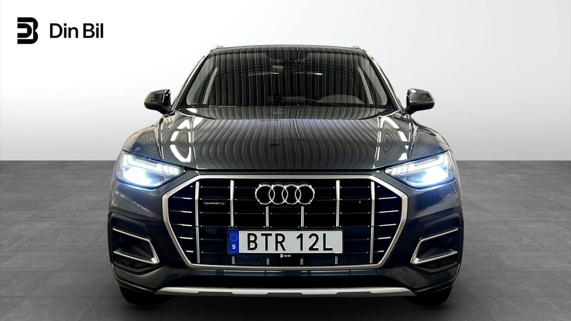Vehicle Image 4