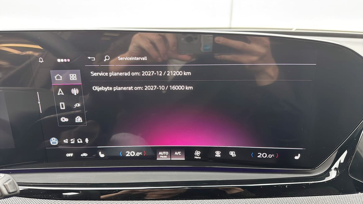 Vehicle Image 22