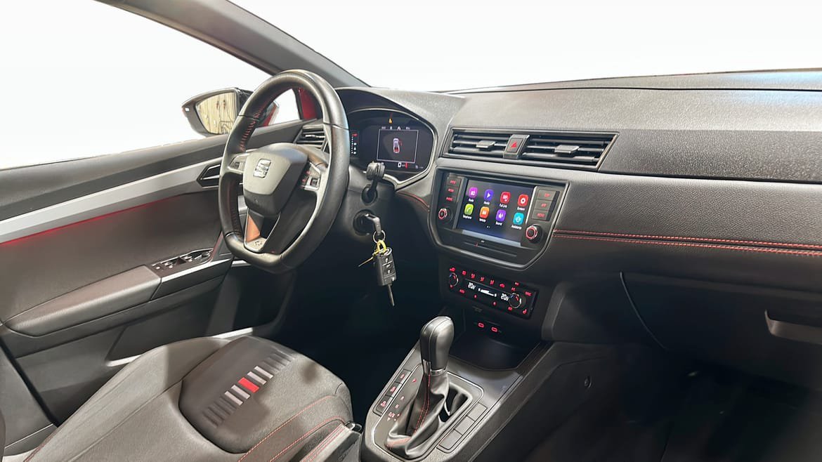 Vehicle Image 11