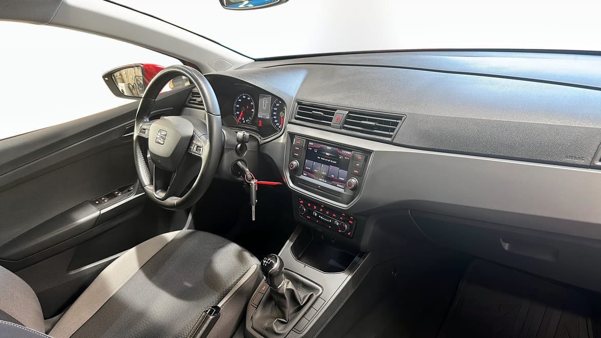 Vehicle Image 11