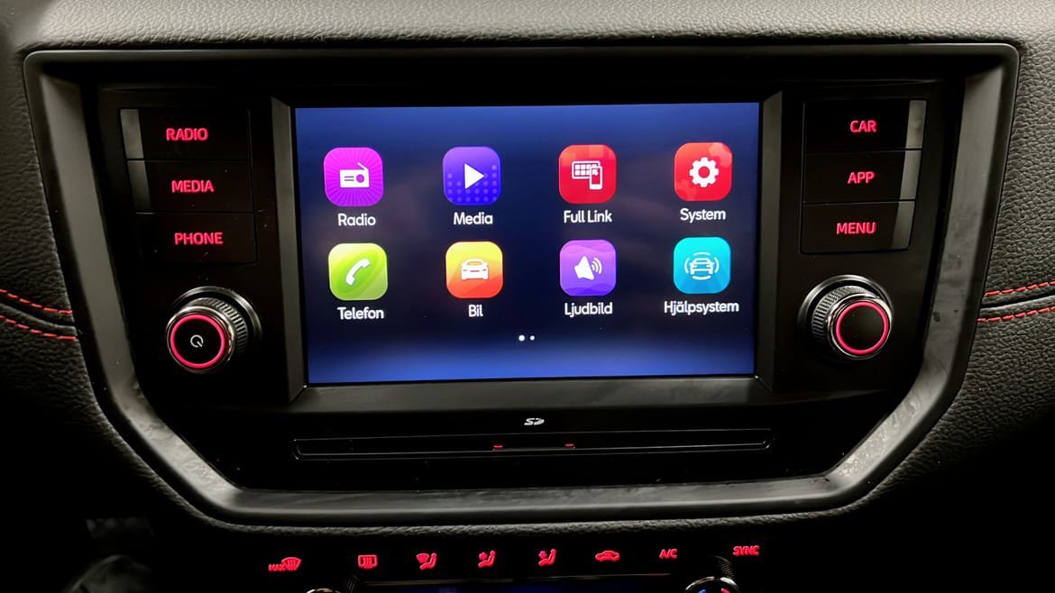 Vehicle Image 9