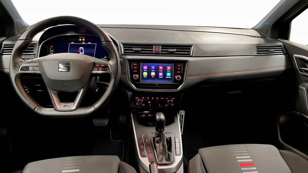 Vehicle Image 10