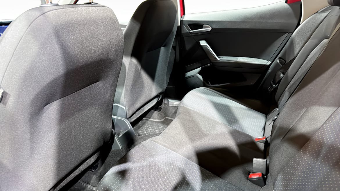 Vehicle Image 11