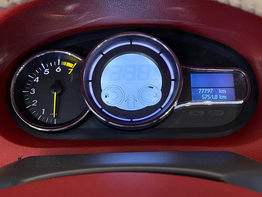 Vehicle Image 19