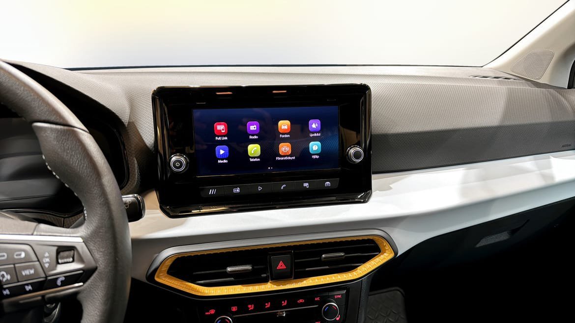 Vehicle Image 9