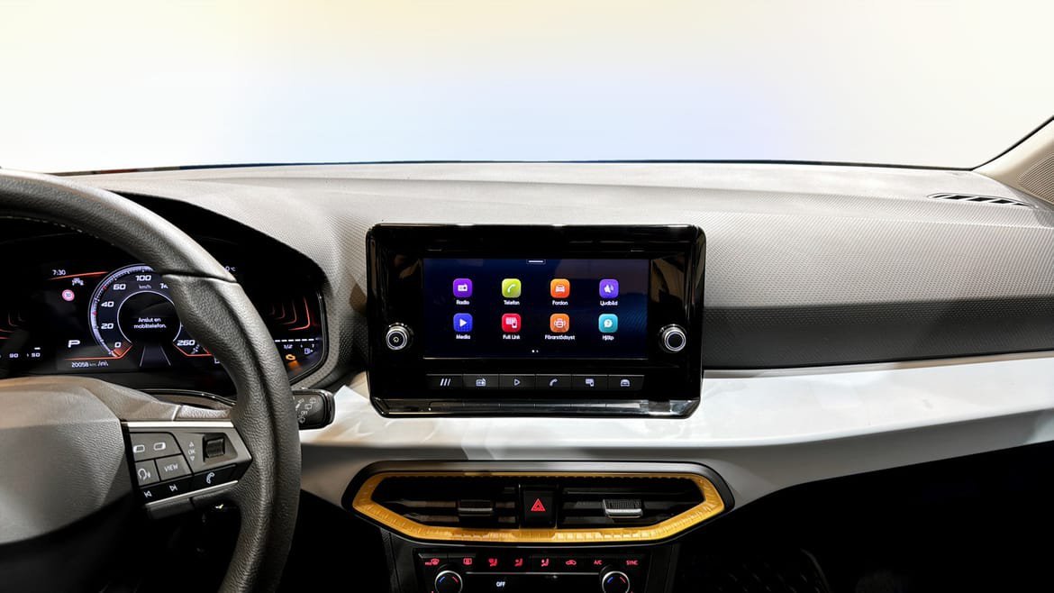 Vehicle Image 9